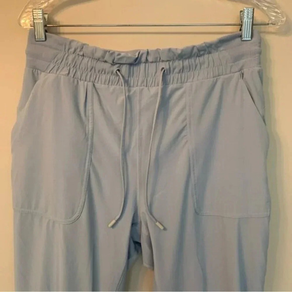 Lululemon Beyond the  Studio Crop Blue Linen Swift Fabric 8 - Picture 13 of 15